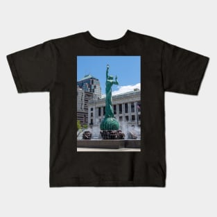 War Memorial Fountain Kids T-Shirt